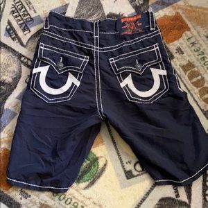 True religion Shorts 32